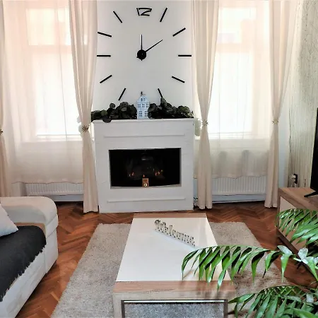 Lena - Apartament