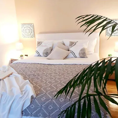 Lena - Apartament Eger