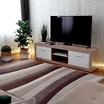 Lena - Apartment
