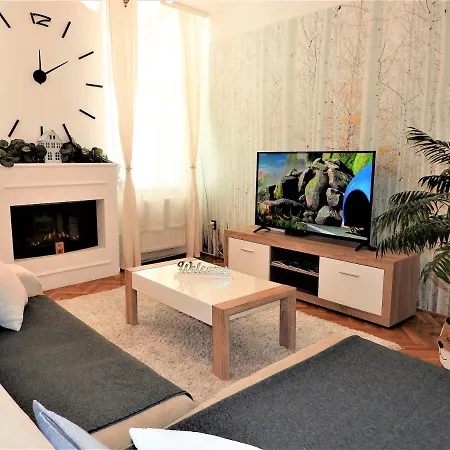 Lena - Apartment *