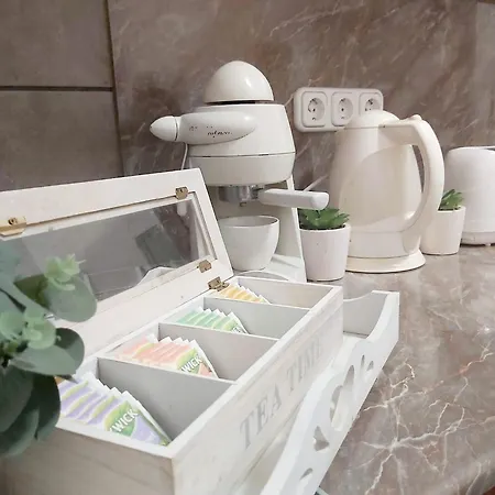 Apartman Léna - *