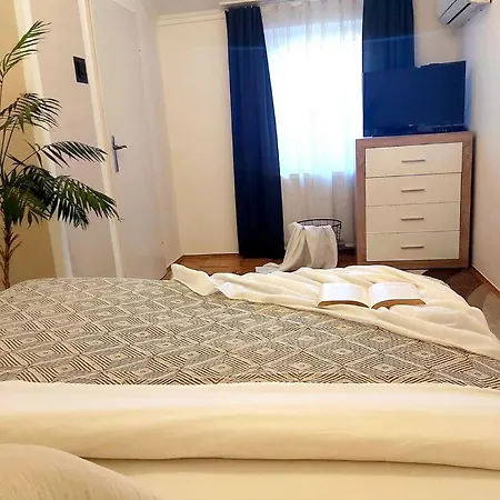 Lena Apartman - * Eger