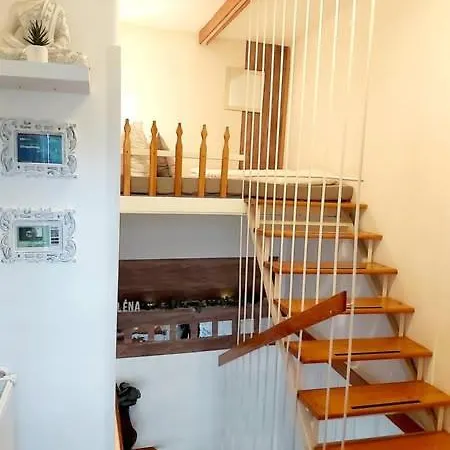Lena - Apartment
